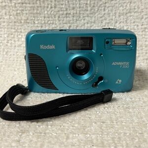 Kodak advantix f330 Vintage
APS Film Camera